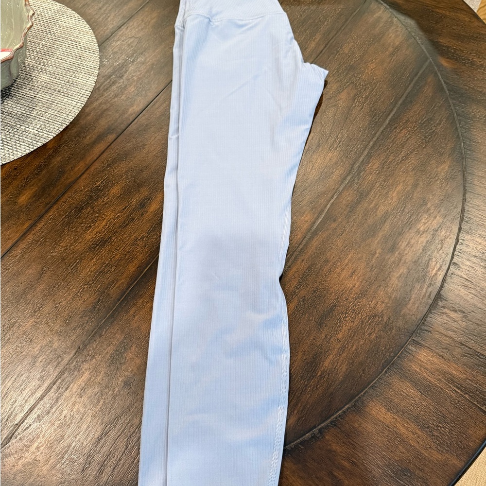 Lululemon ribbed above the ankle leggings - slate blue/light blue - worn once